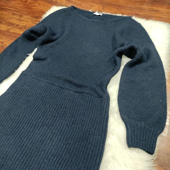 Meshki Navy Blue Chic Rafferty Boat Neck Knit Sweater Dress Women's Size Medium - Picture 8 of 13